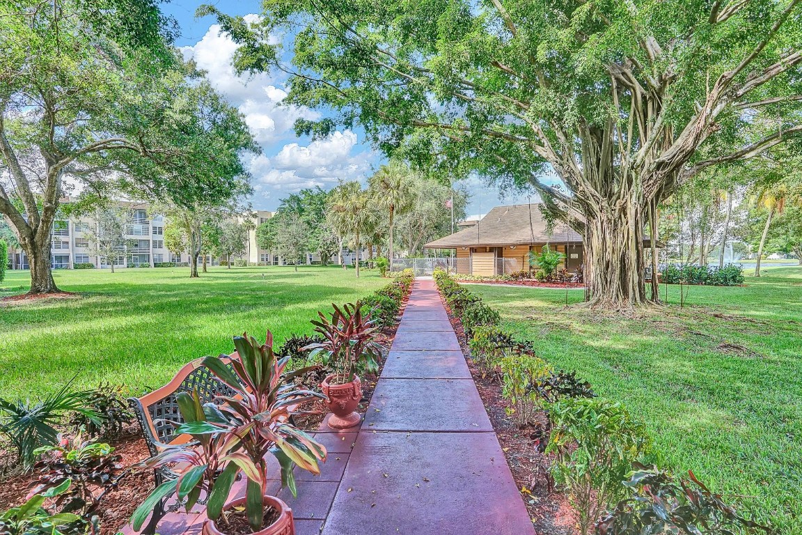 POINCIANA - Residential