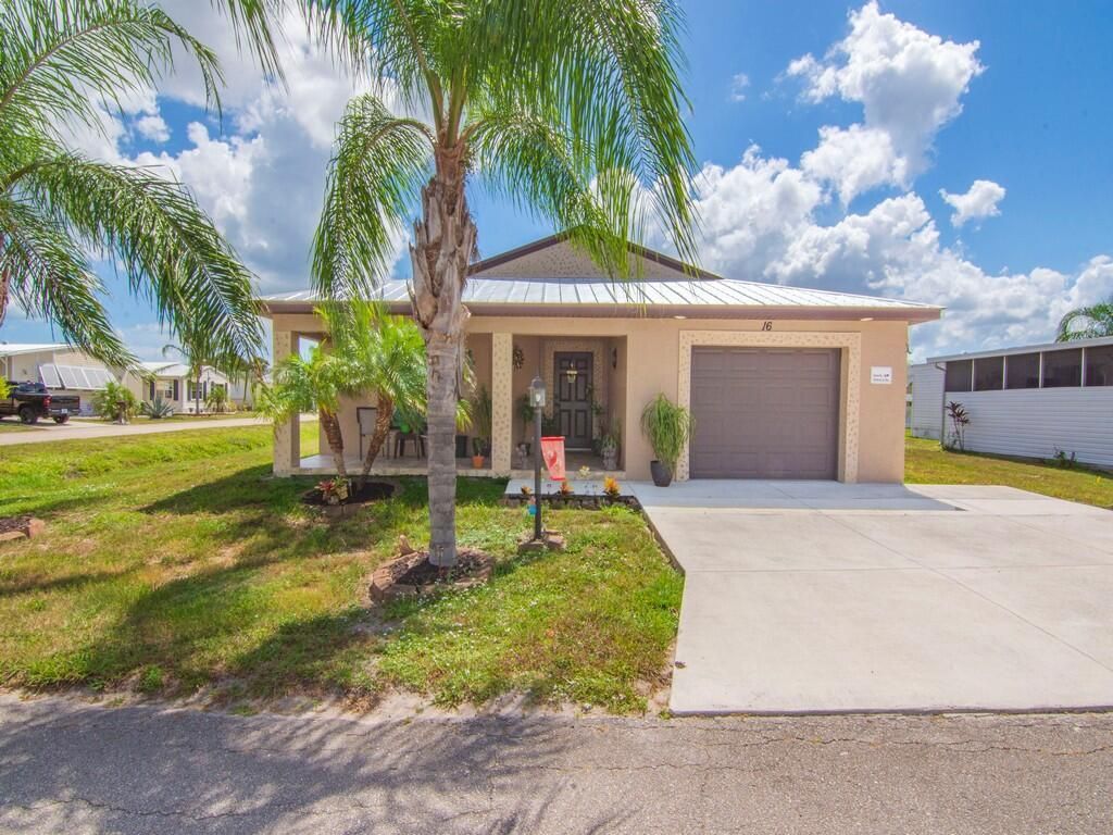 Photo of 16 Alhambra Ln S, Port Saint Lucie, FL 34952 (MLS # R11117939)