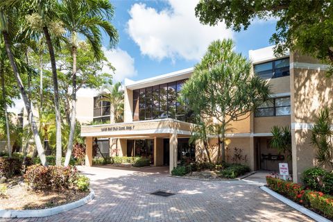 16325 Golf Club Rd 210 Weston FL 33326