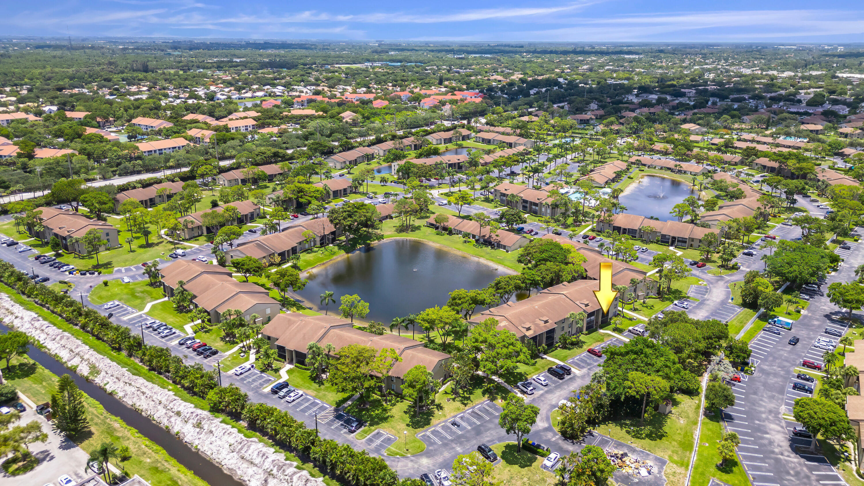 PINE RIDGE NORTH VILLAGE III CONDO - Residential