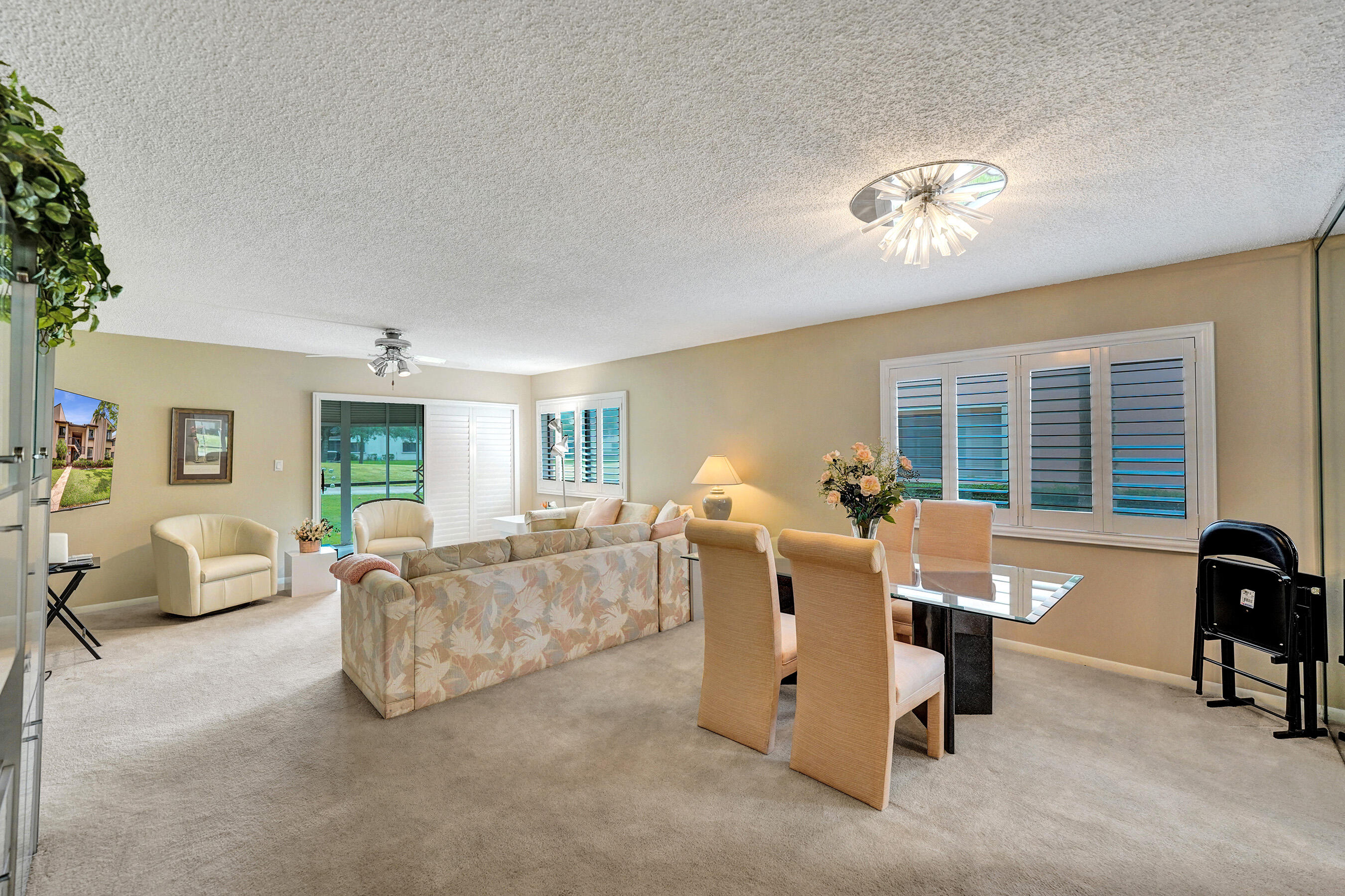 GARDENS 1 CONDO - Residential