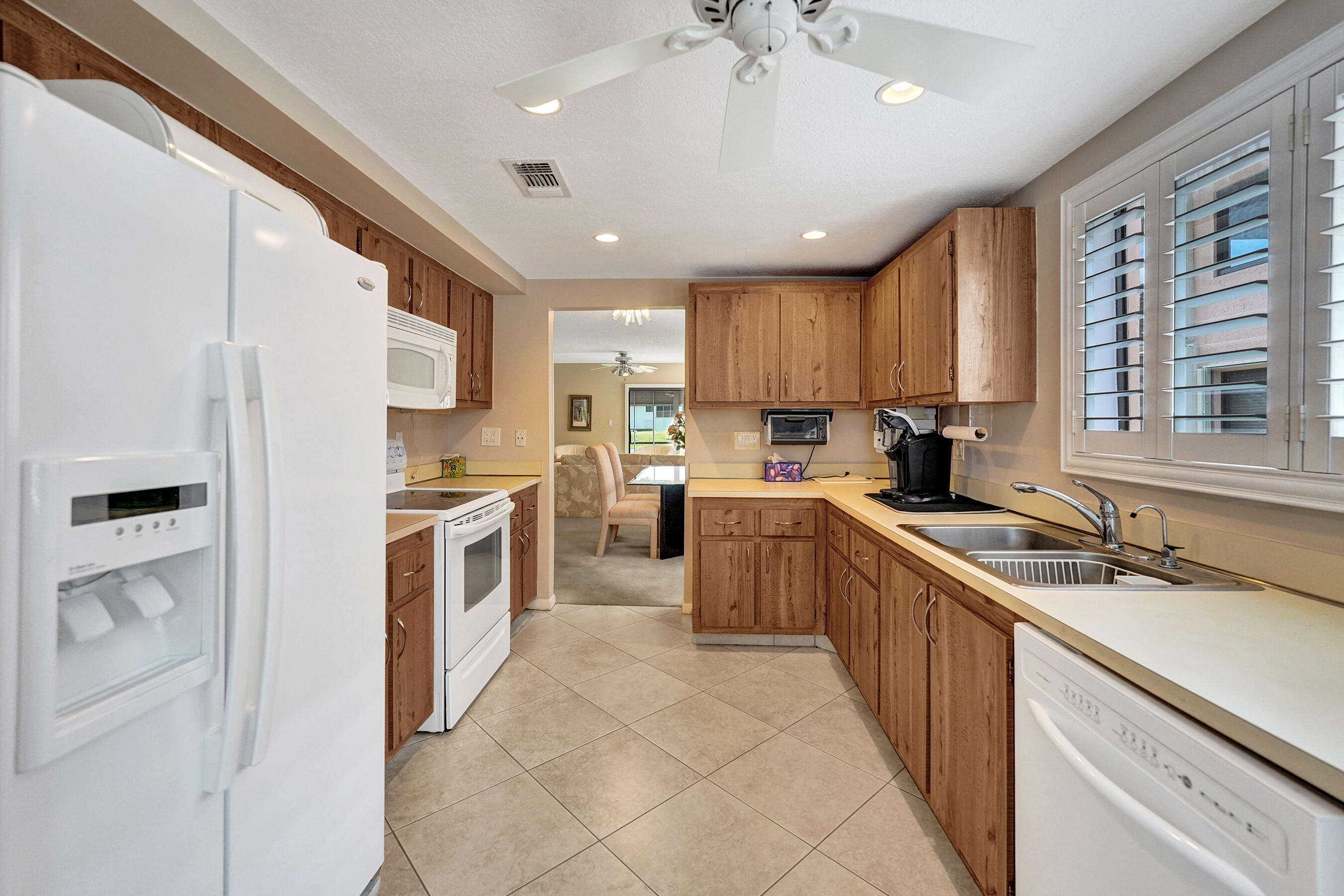 GARDENS 1 CONDO - Residential