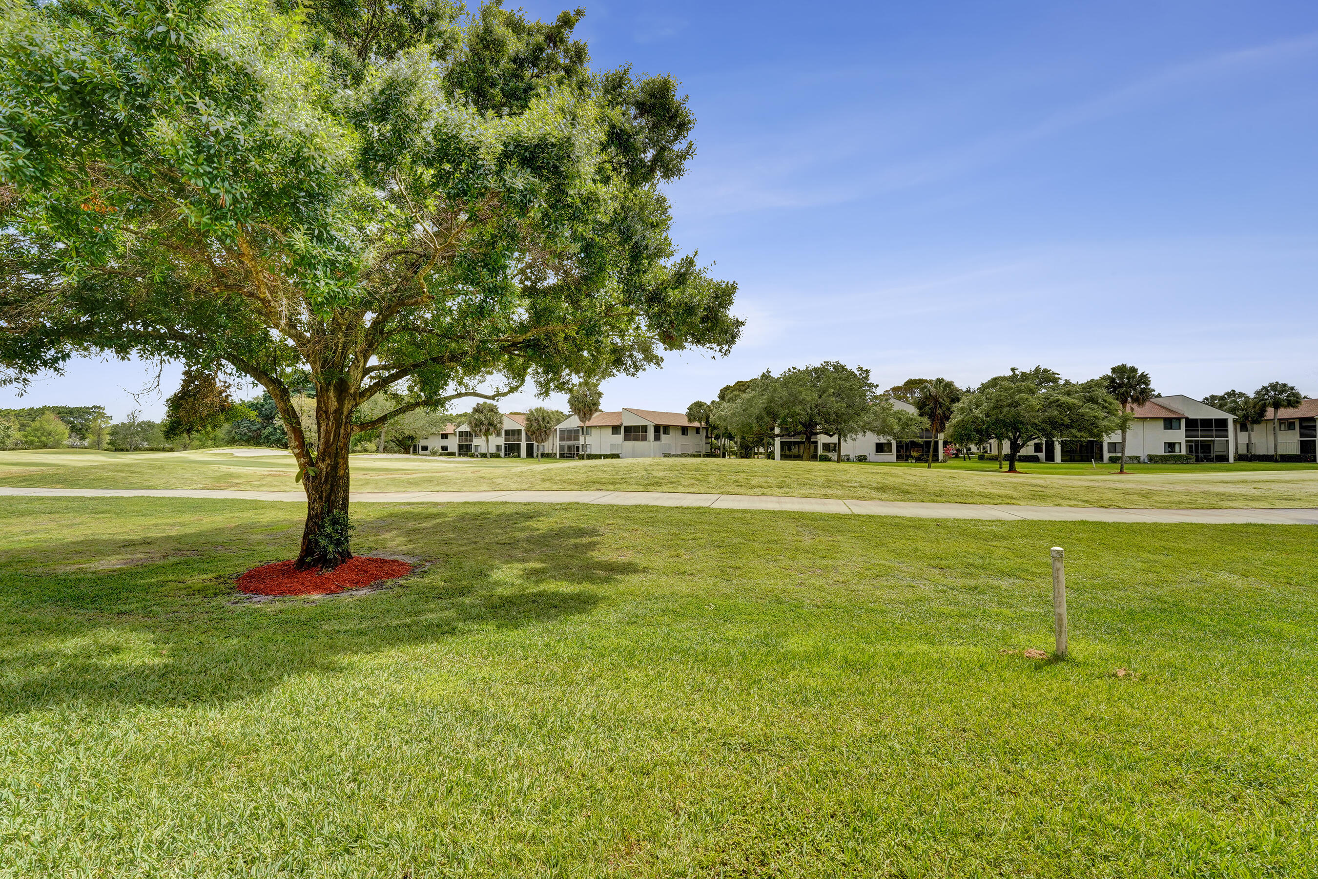 GARDENS 1 CONDO - Residential