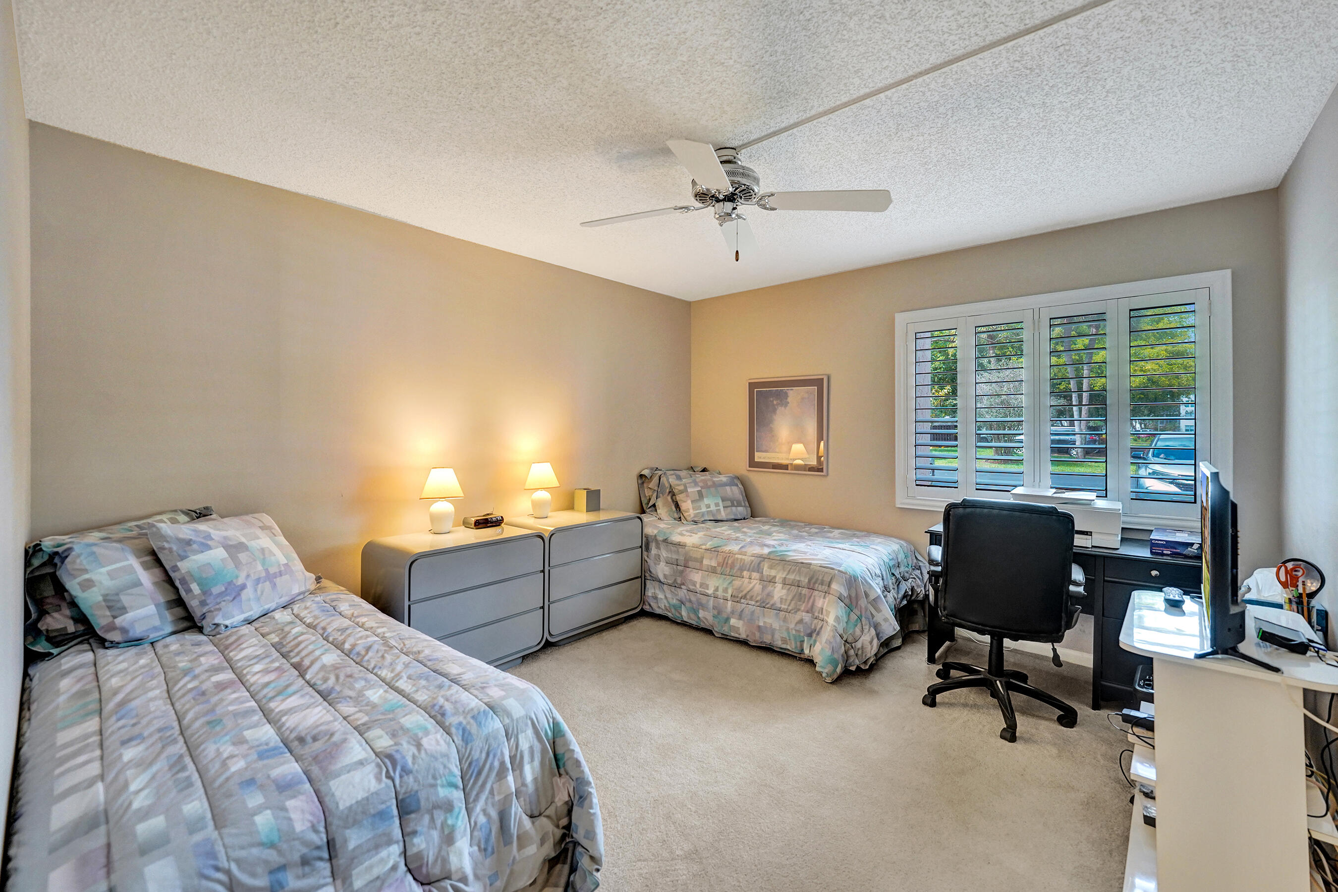 GARDENS 1 CONDO - Residential