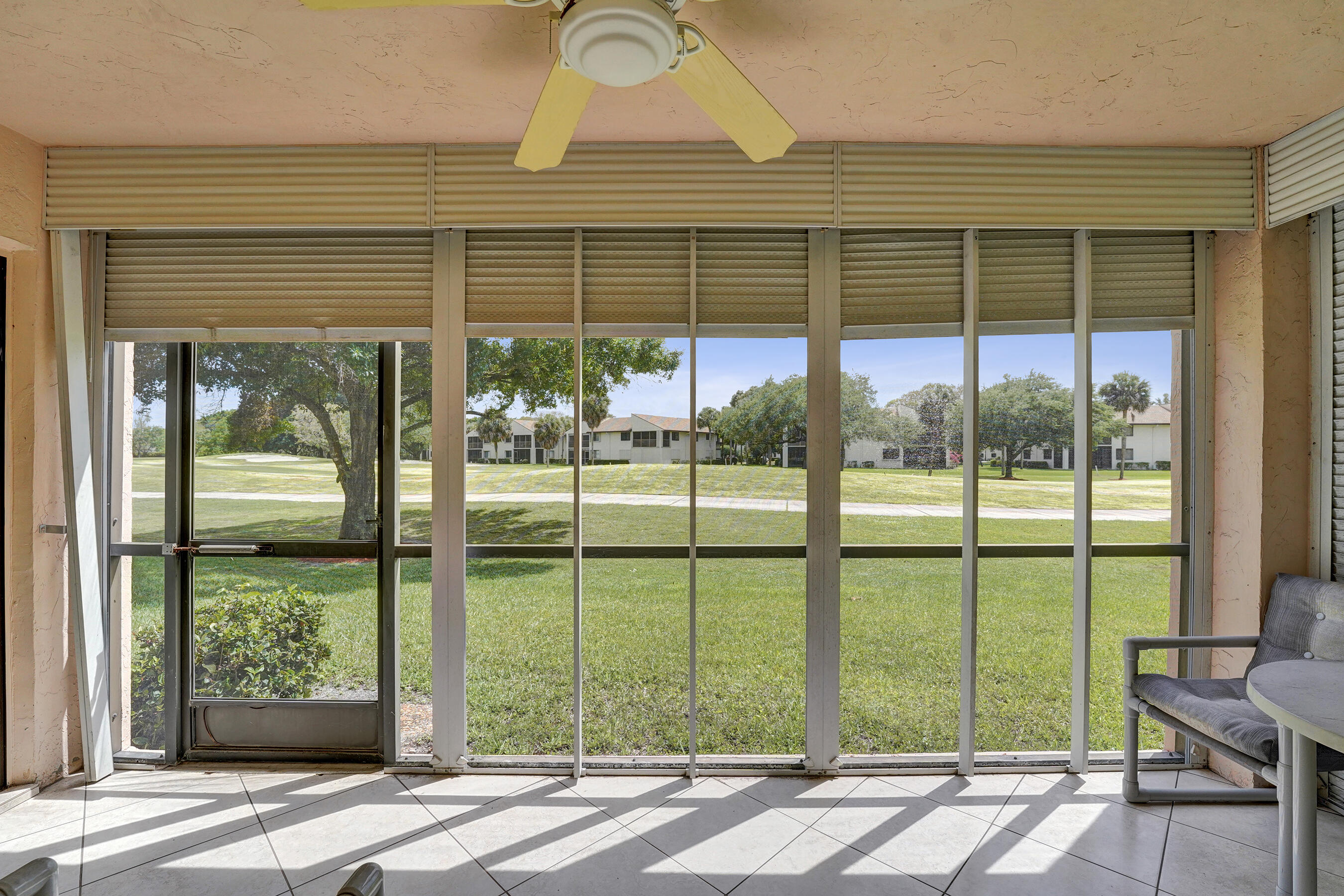 GARDENS 1 CONDO - Residential