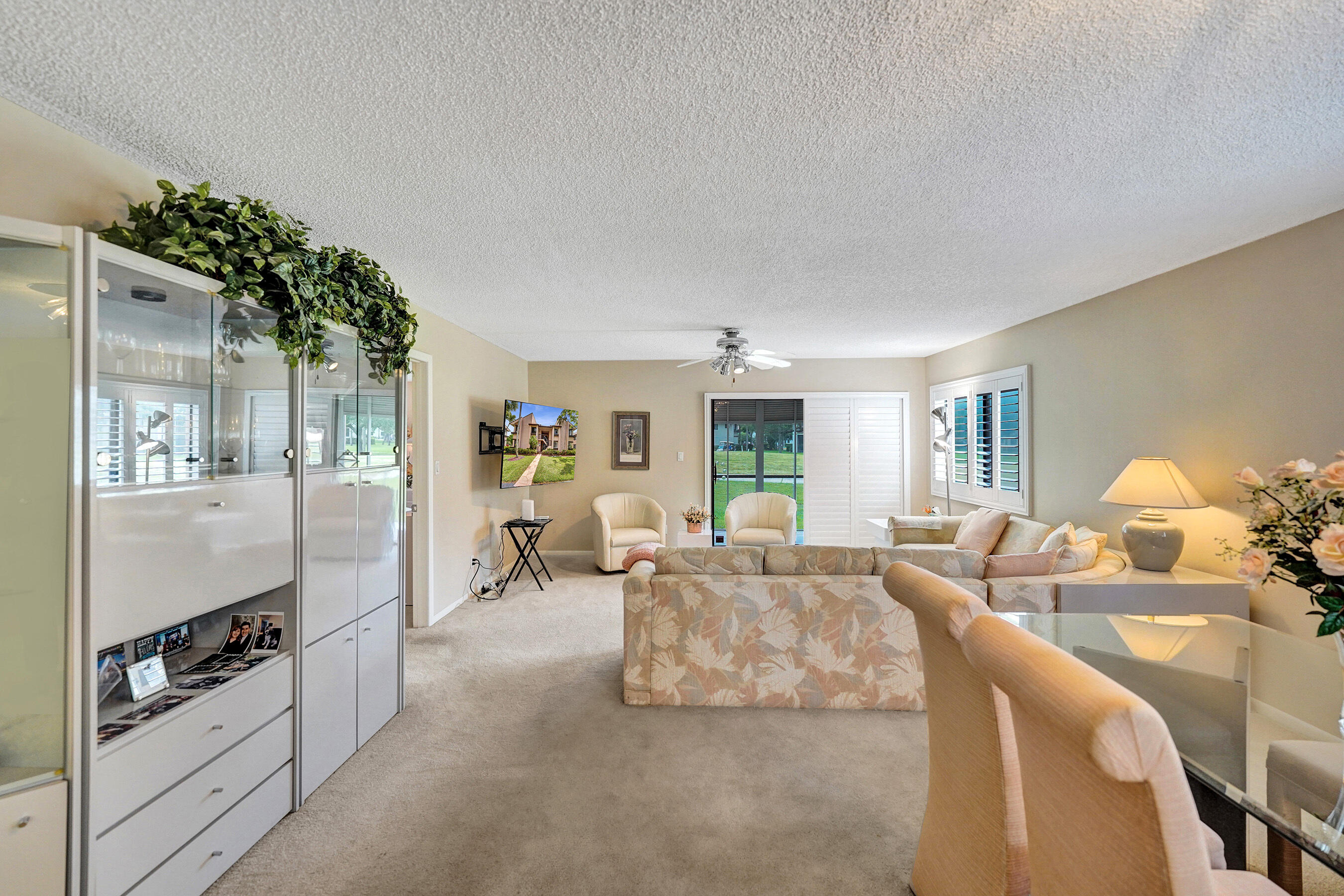 GARDENS 1 CONDO - Residential