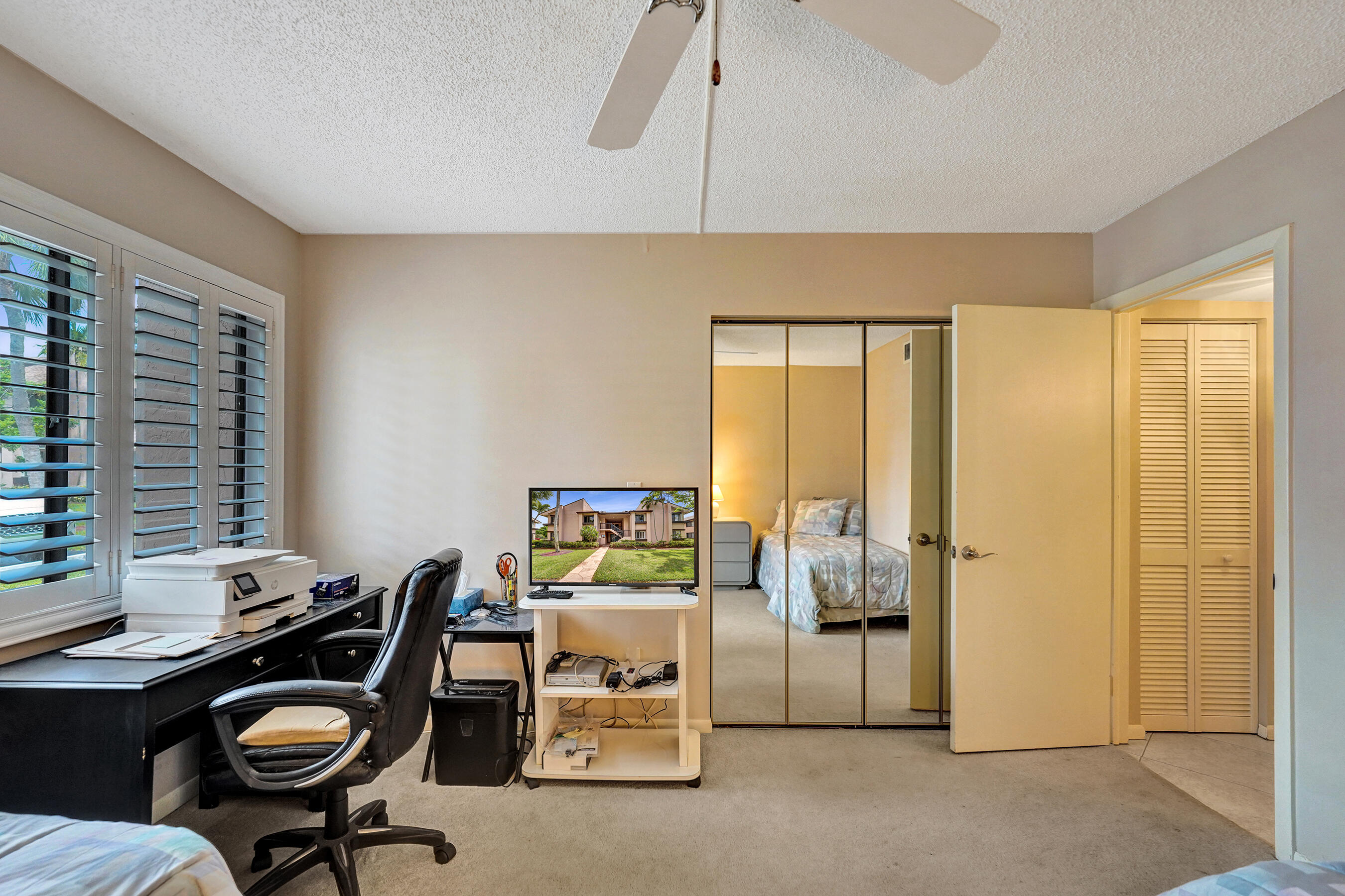 GARDENS 1 CONDO - Residential