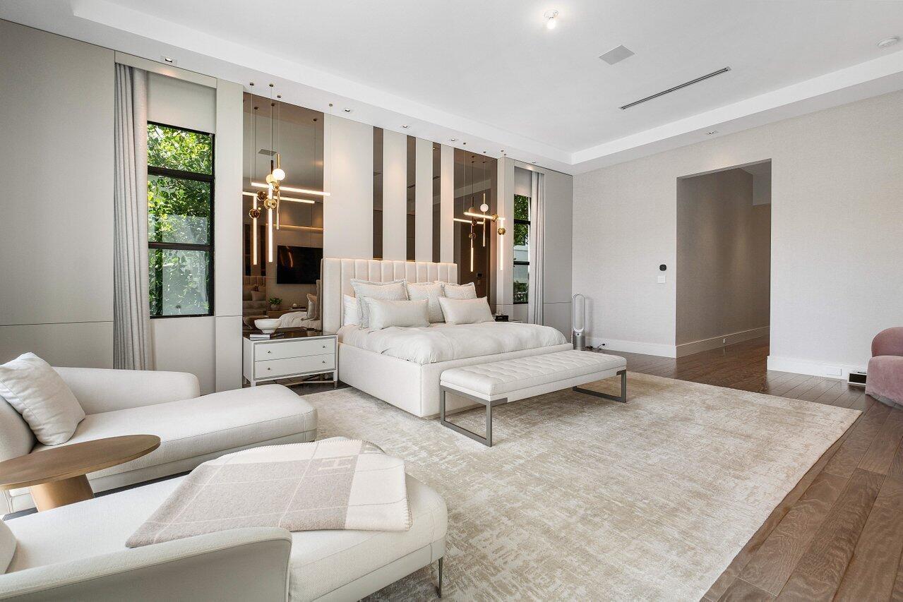 ROYAL PALM POLO - Residential