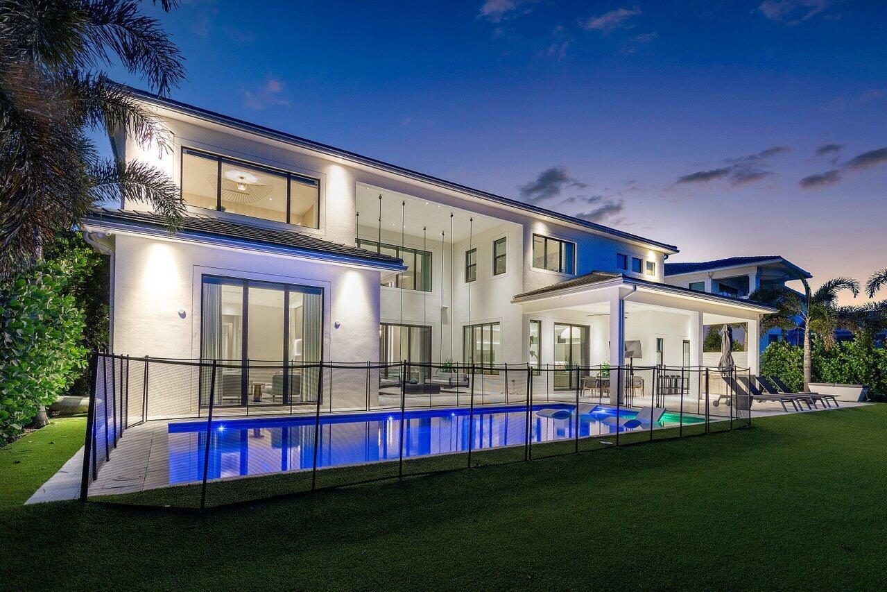 ROYAL PALM POLO - Residential