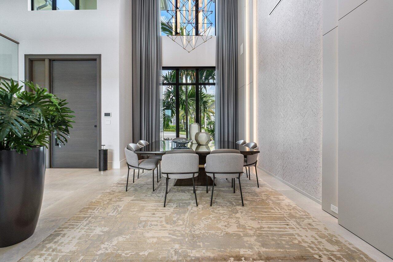 ROYAL PALM POLO - Residential