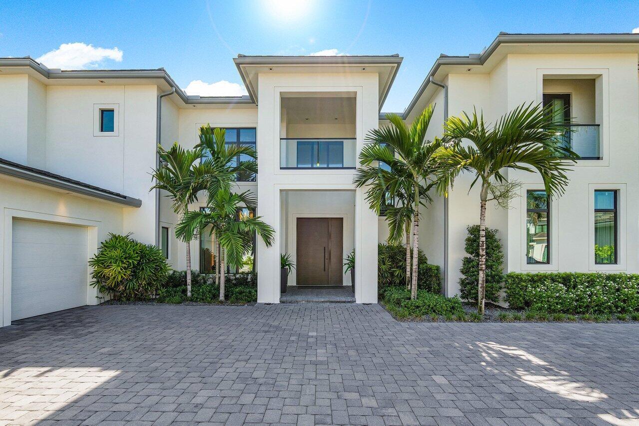 ROYAL PALM POLO - Residential