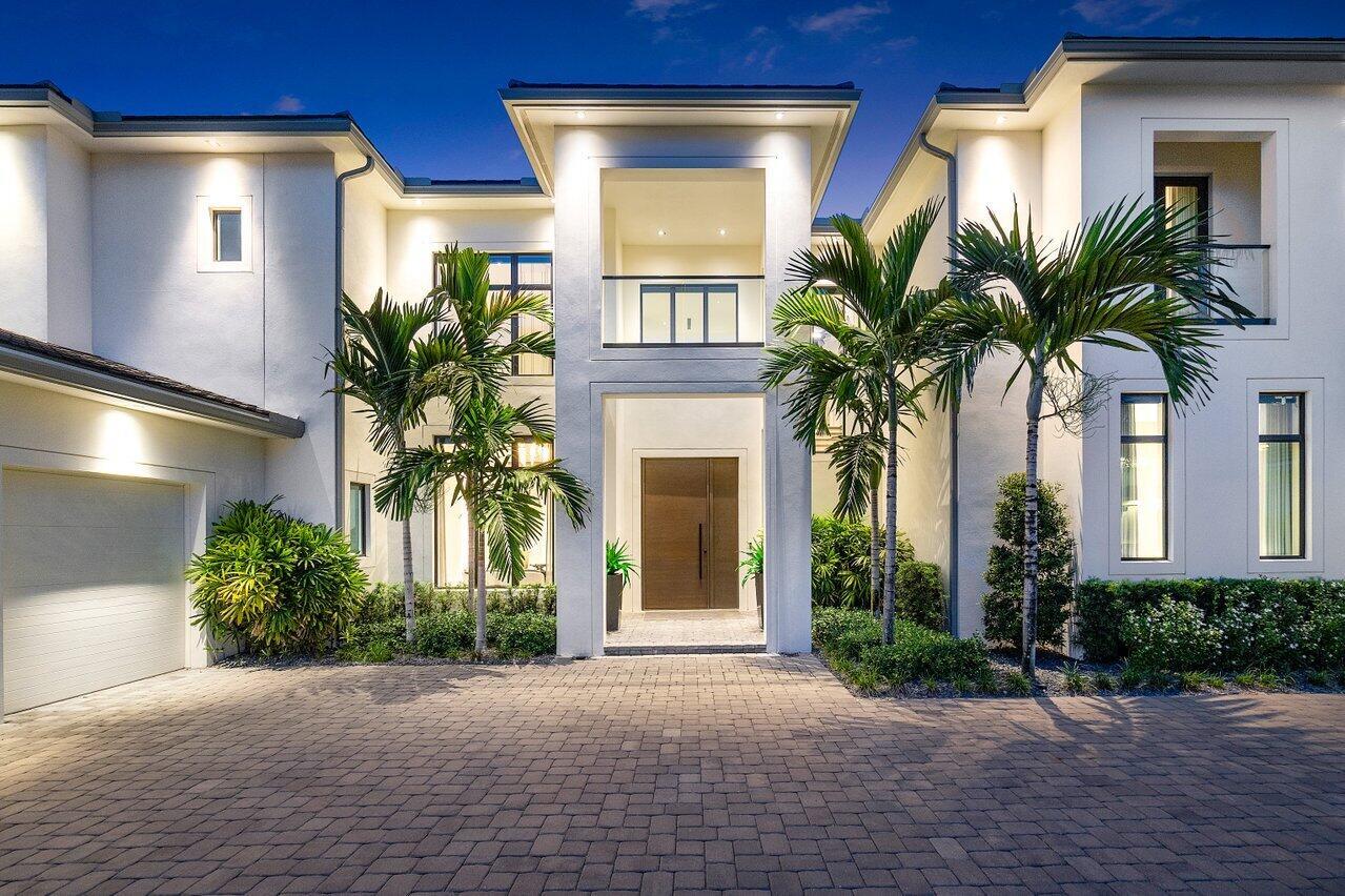 ROYAL PALM POLO - Residential