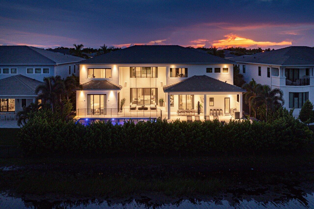 ROYAL PALM POLO - Residential