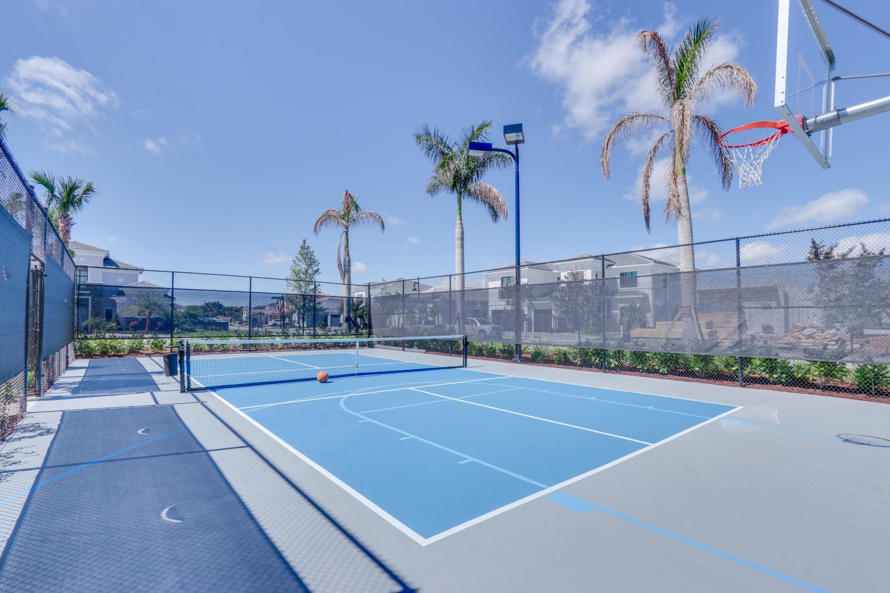 ROYAL PALM POLO - Residential