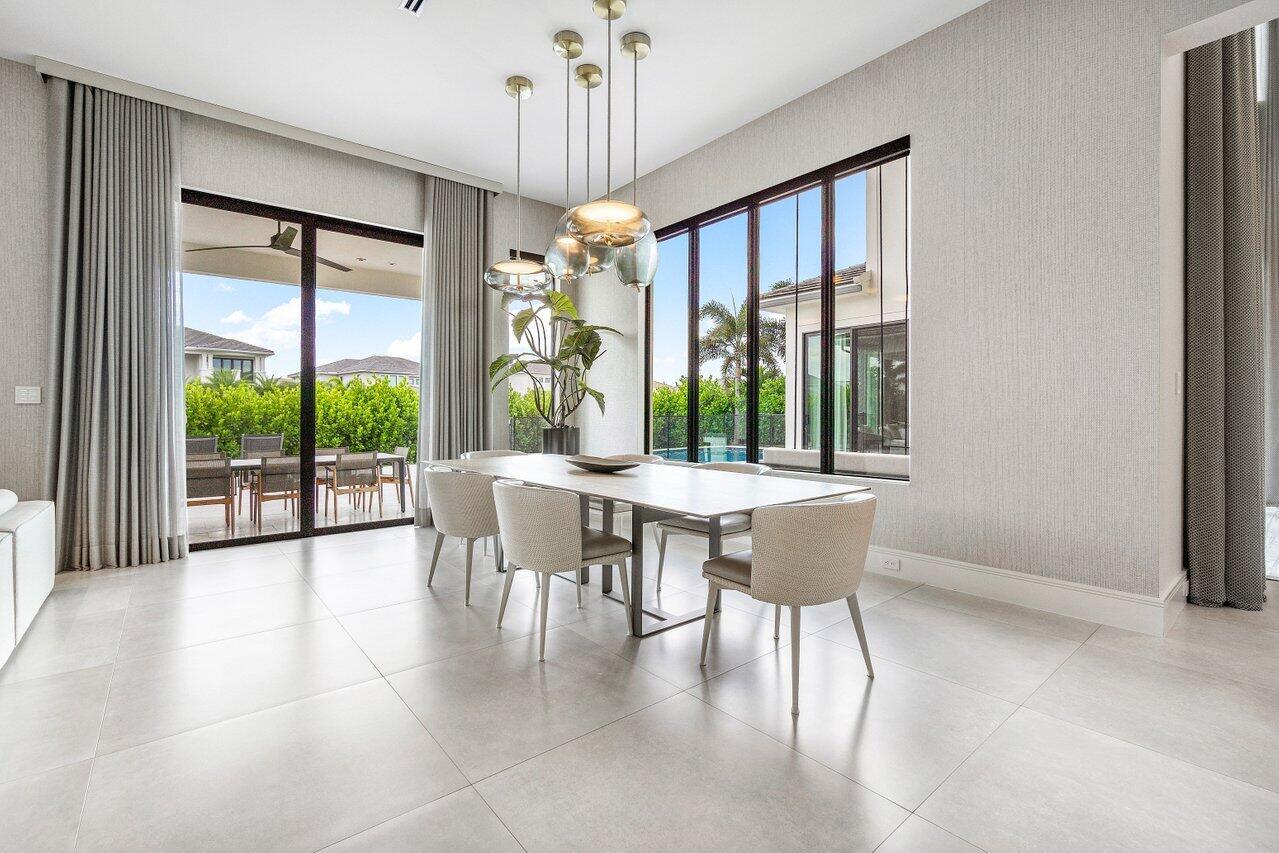 ROYAL PALM POLO - Residential