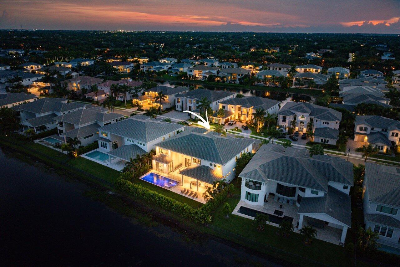 ROYAL PALM POLO - Residential