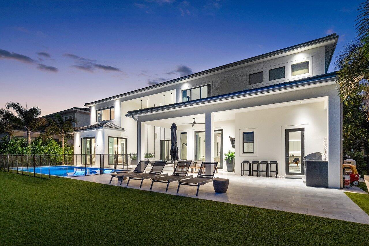 ROYAL PALM POLO - Residential