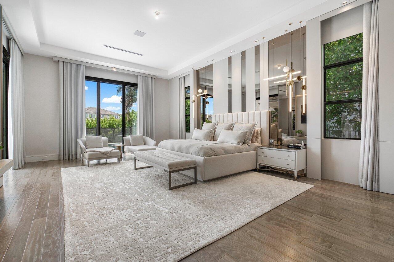 ROYAL PALM POLO - Residential