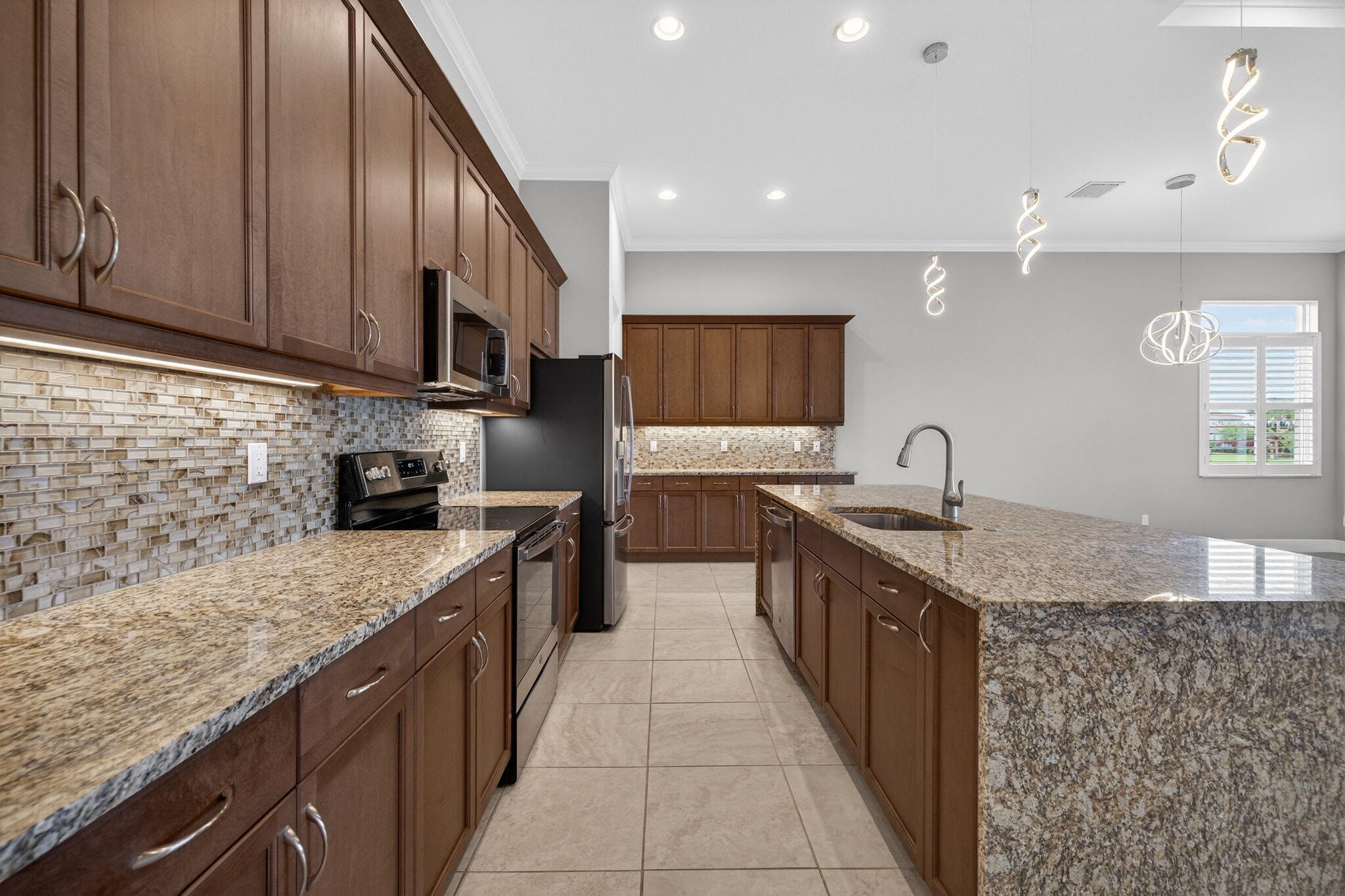 VERANO SOUTH PUD 1 - POD B - PLAT NO. 3 - Residential Lease