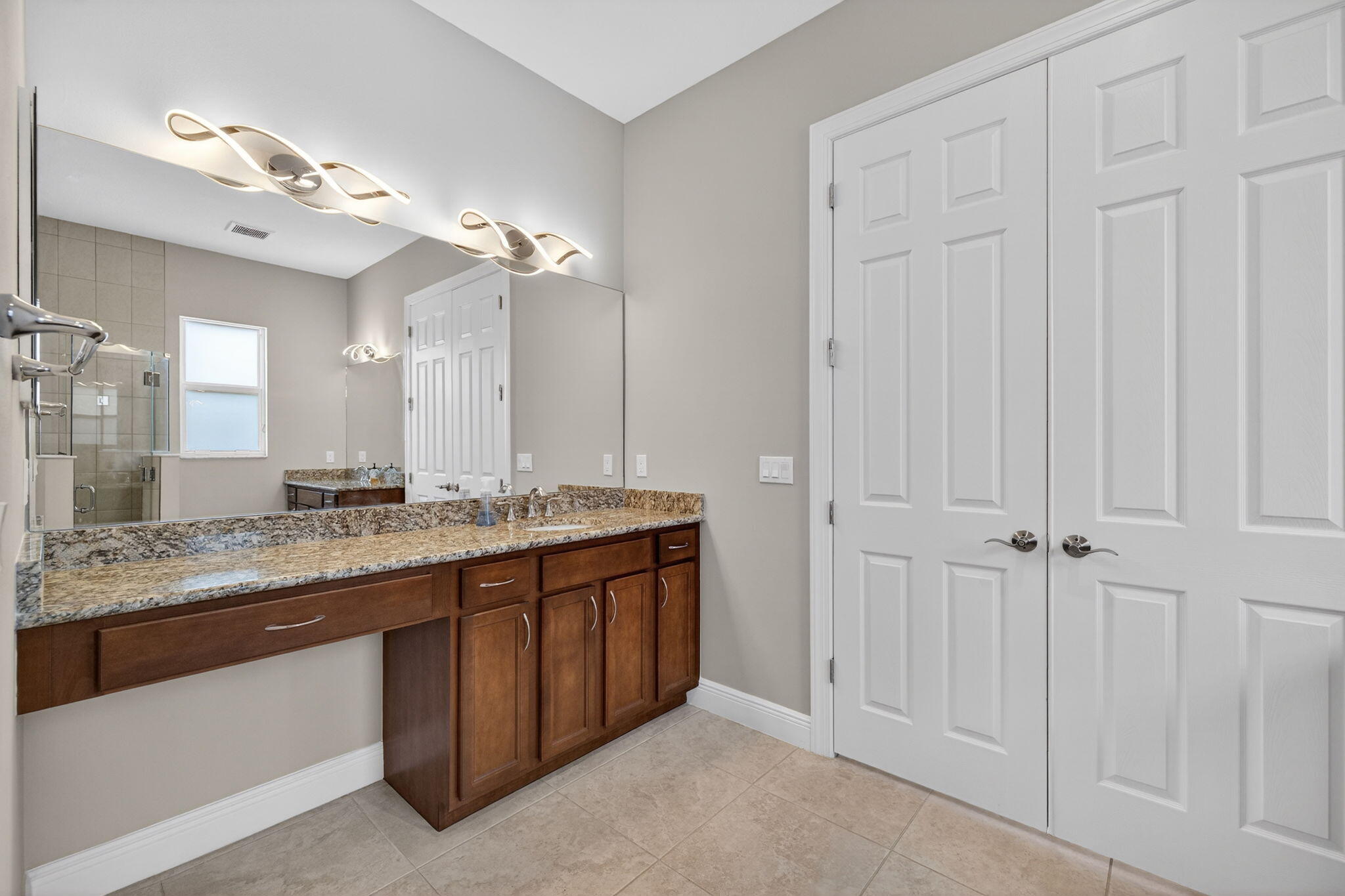 VERANO SOUTH PUD 1 - POD B - PLAT NO. 3 - Residential Lease