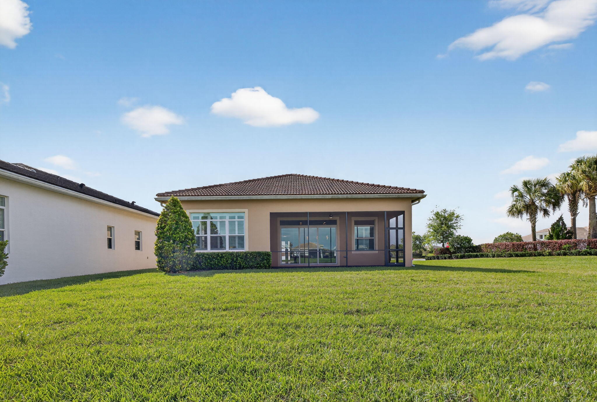 VERANO SOUTH PUD 1 - POD B - PLAT NO. 3 - Residential Lease