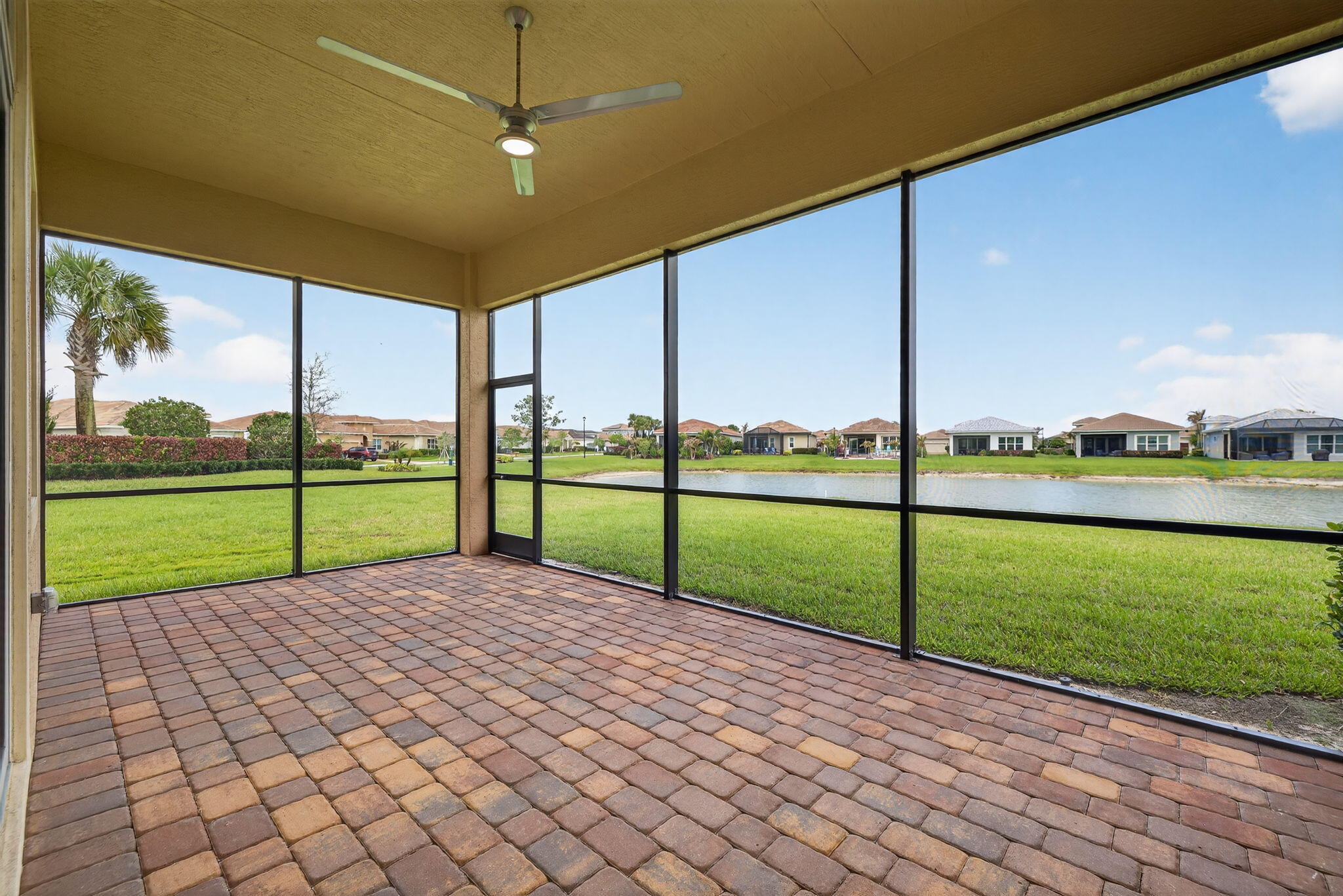 VERANO SOUTH PUD 1 - POD B - PLAT NO. 3 - Residential Lease
