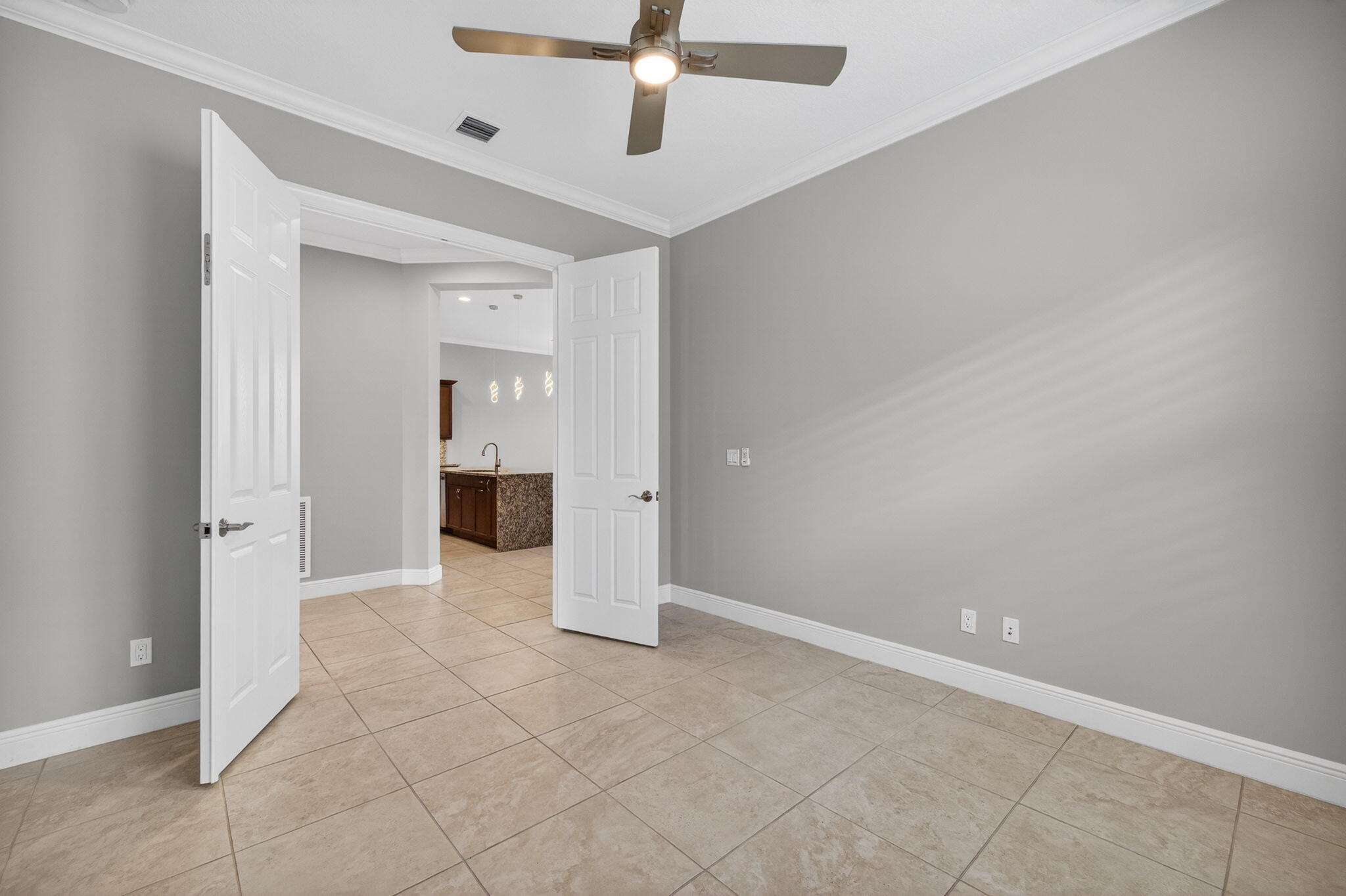 VERANO SOUTH PUD 1 - POD B - PLAT NO. 3 - Residential Lease
