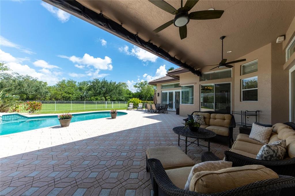 CYPRESS HEAD - Residential