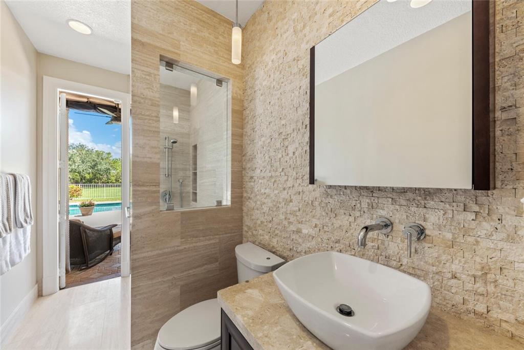 CYPRESS HEAD - Residential