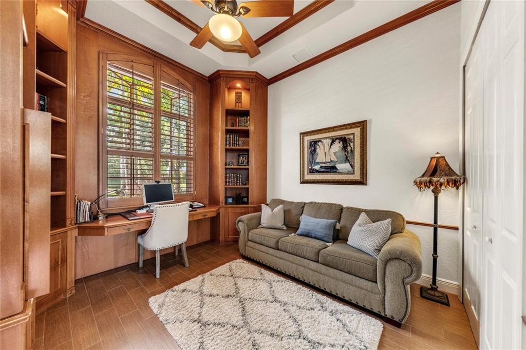 CYPRESS HEAD - Residential