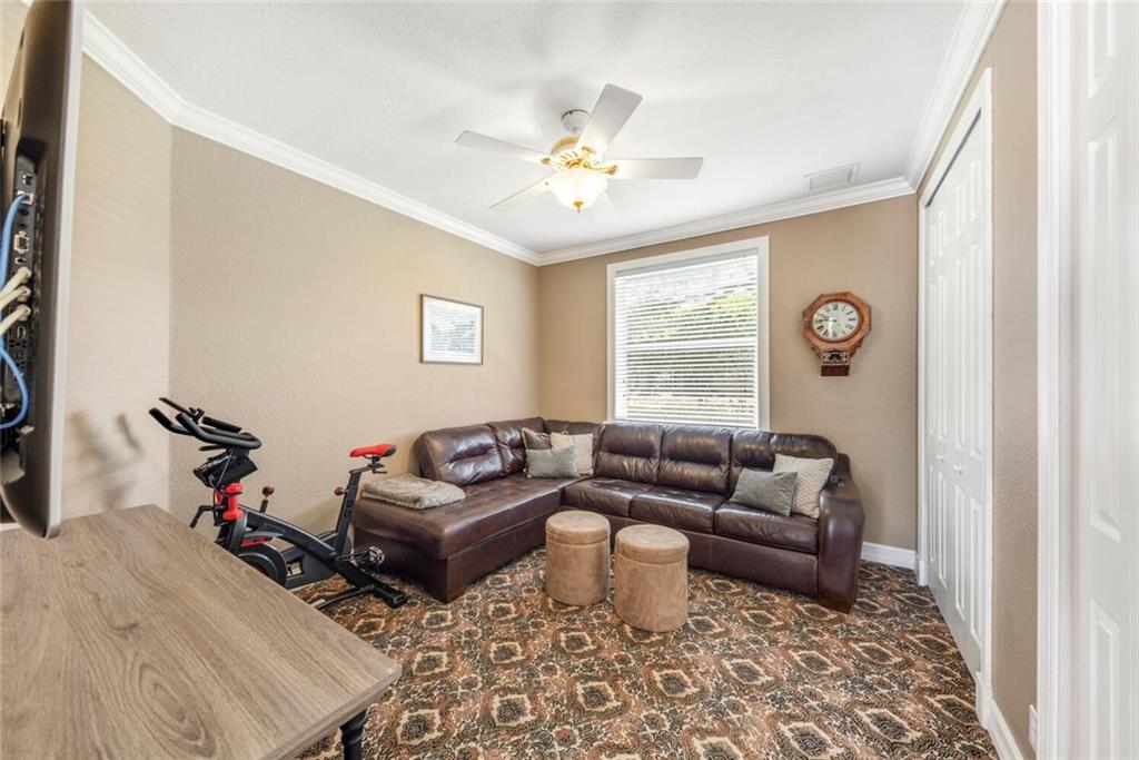 CYPRESS HEAD - Residential