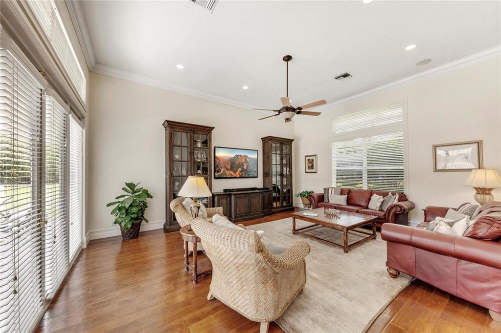 CYPRESS HEAD - Residential