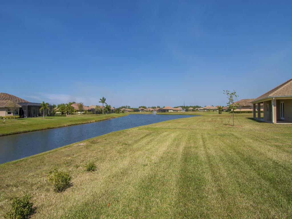 STONEY BROOK FARM SUB - Residential