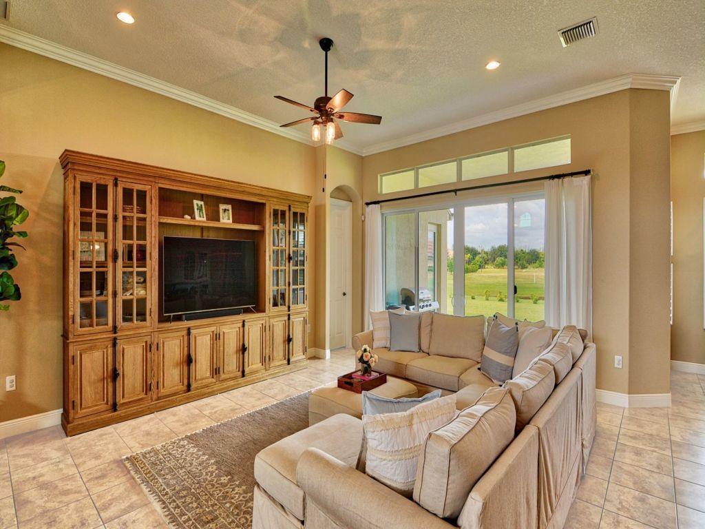 STONEY BROOK FARM SUB - Residential