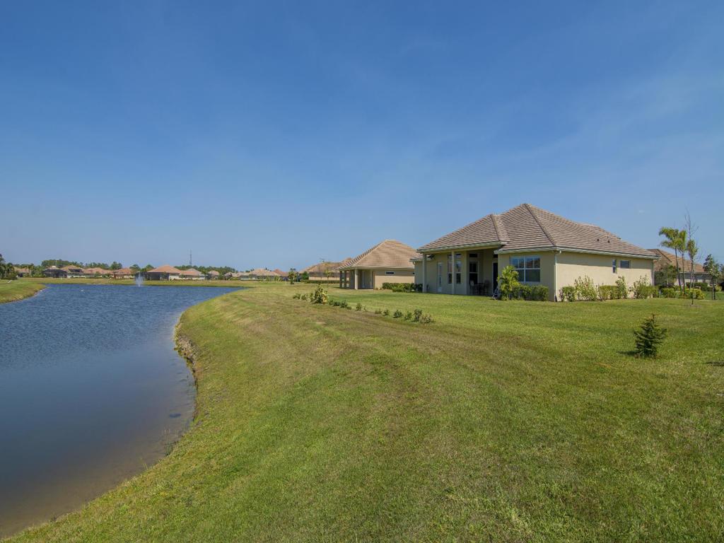 STONEY BROOK FARM SUB - Residential