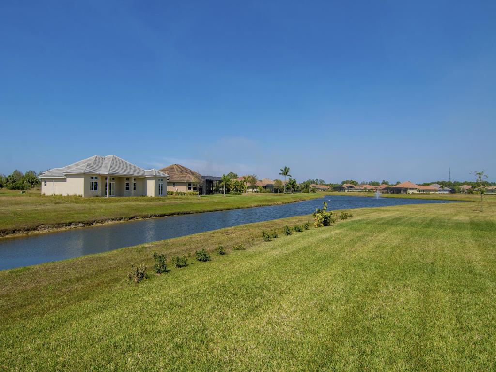 STONEY BROOK FARM SUB - Residential
