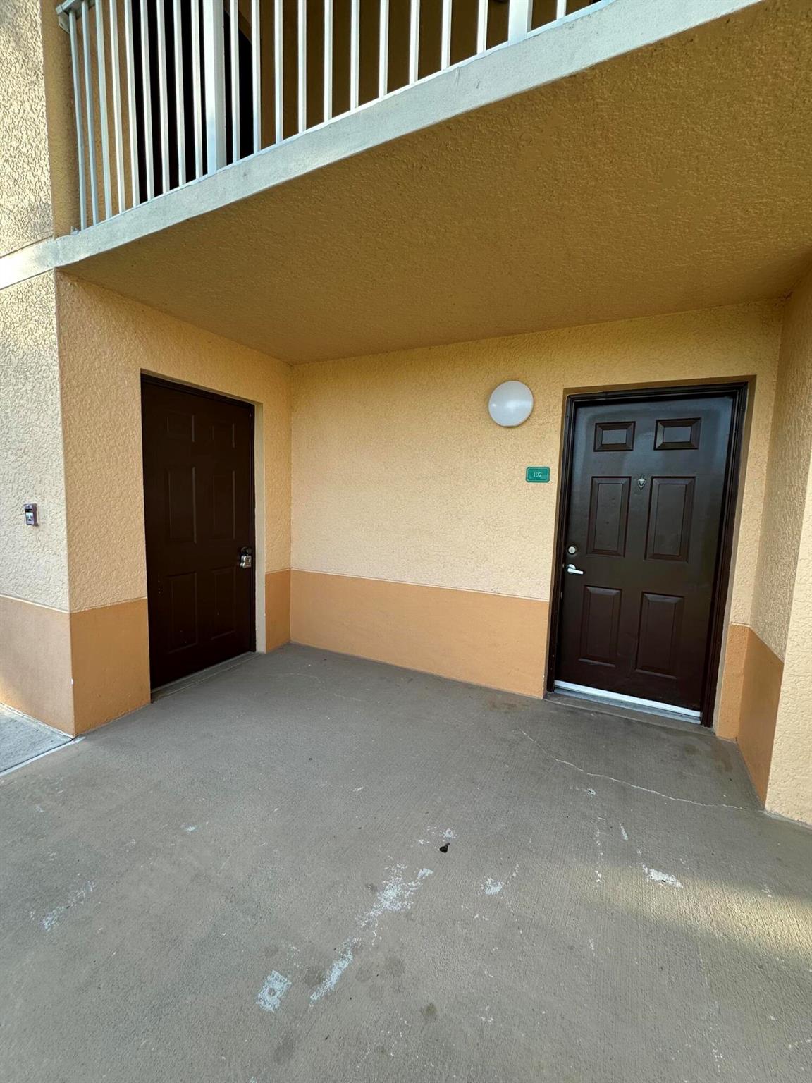 THE CLUB AT ST LUCIE WEST - Residential Lease