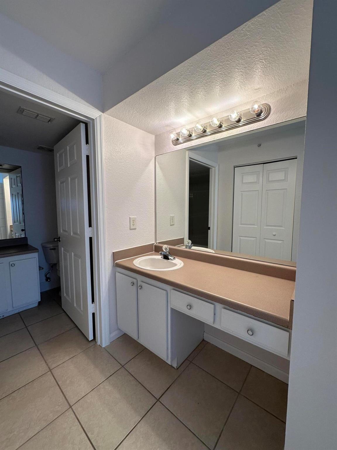 THE CLUB AT ST LUCIE WEST - Residential Lease