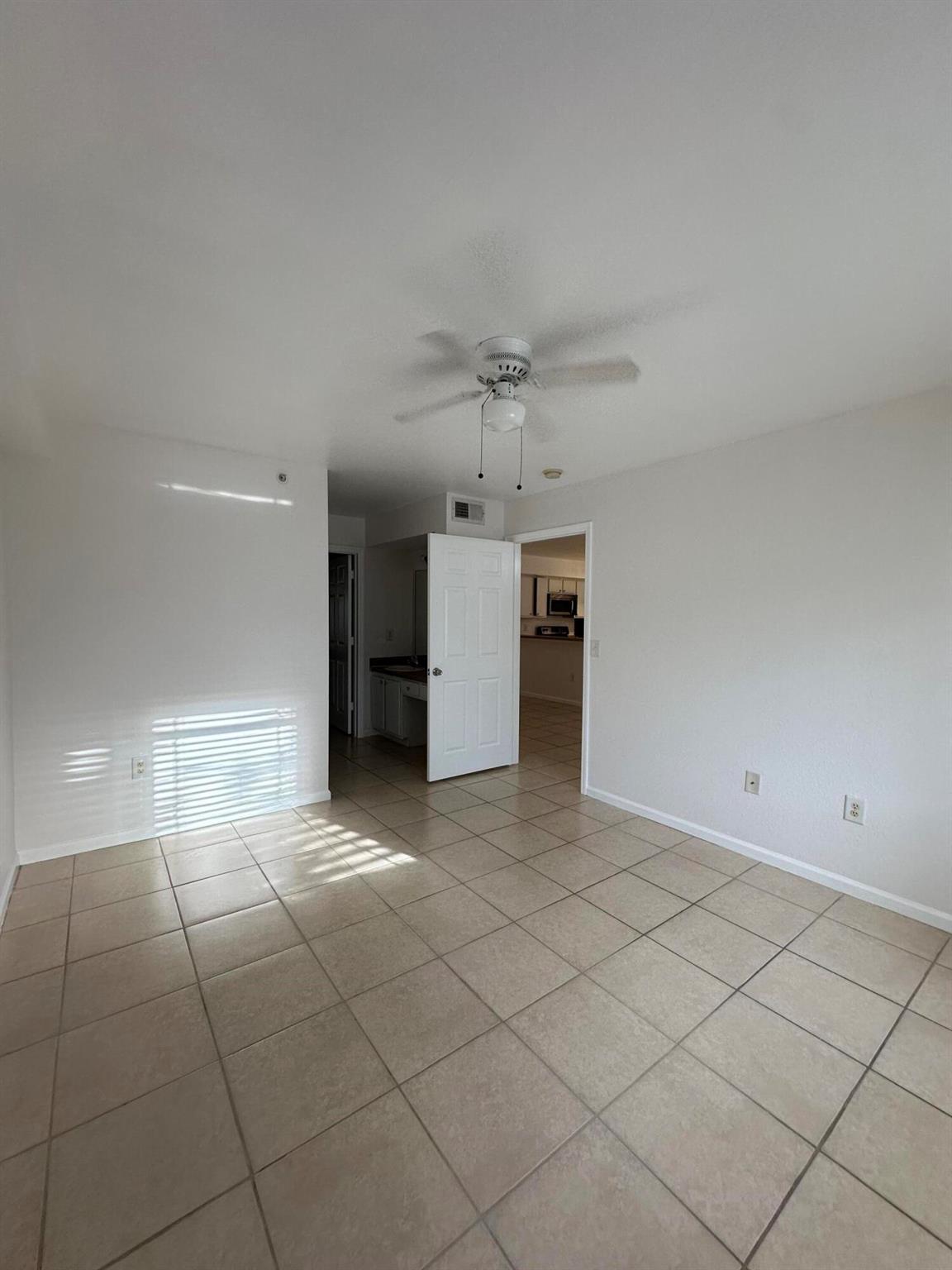 THE CLUB AT ST LUCIE WEST - Residential Lease