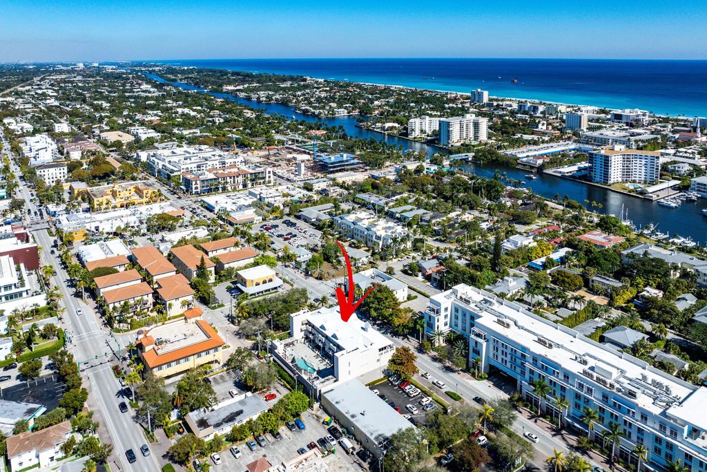 Photo of 122 SE 6th Avenue #3, Delray Beach, FL 33483 (MLS # R11162215)