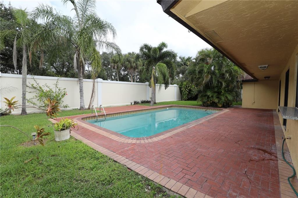 Boulevard Woods North 101 - Residential