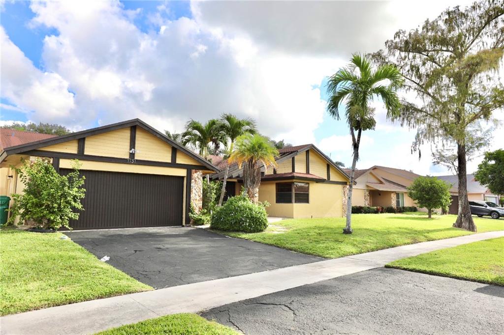 Boulevard Woods North 101 - Residential