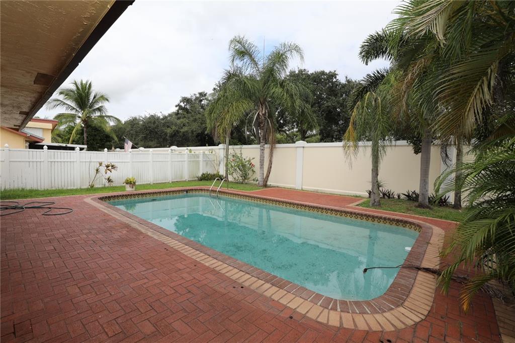 Boulevard Woods North 101 - Residential