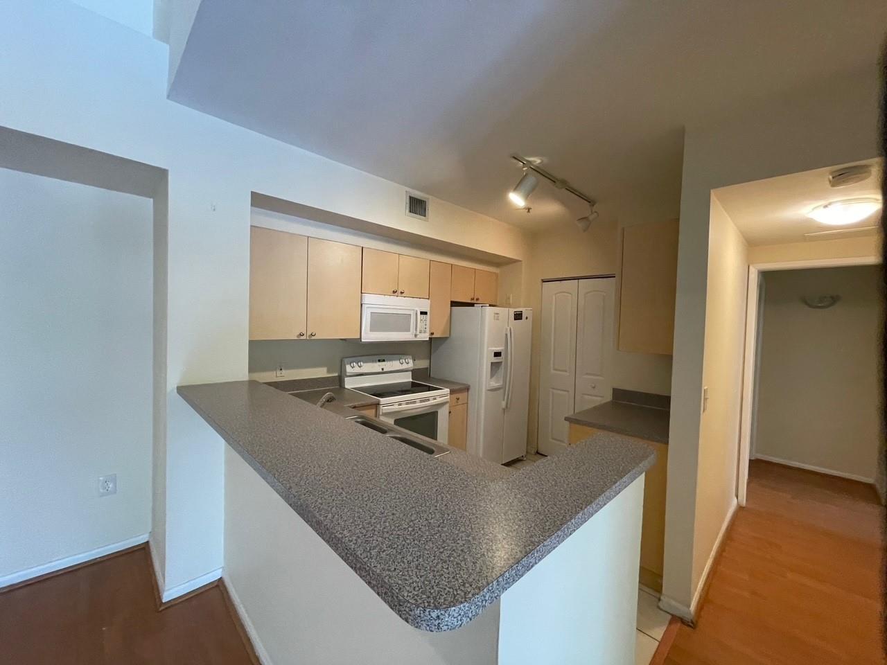 EL-AD NOB HILL CONDO/ST A - Residential Lease