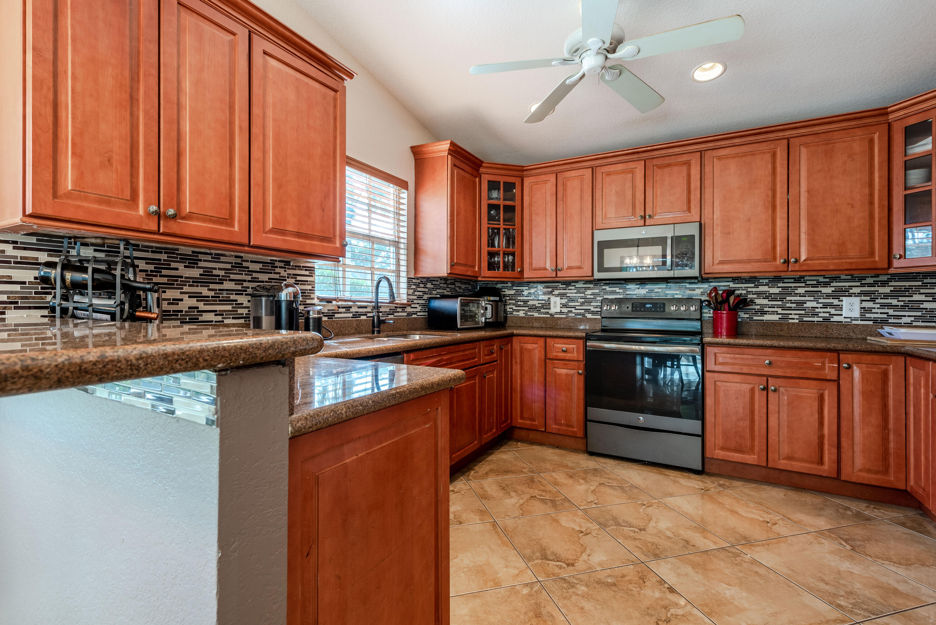 RIVER BRIDGE PAR 2F - Residential