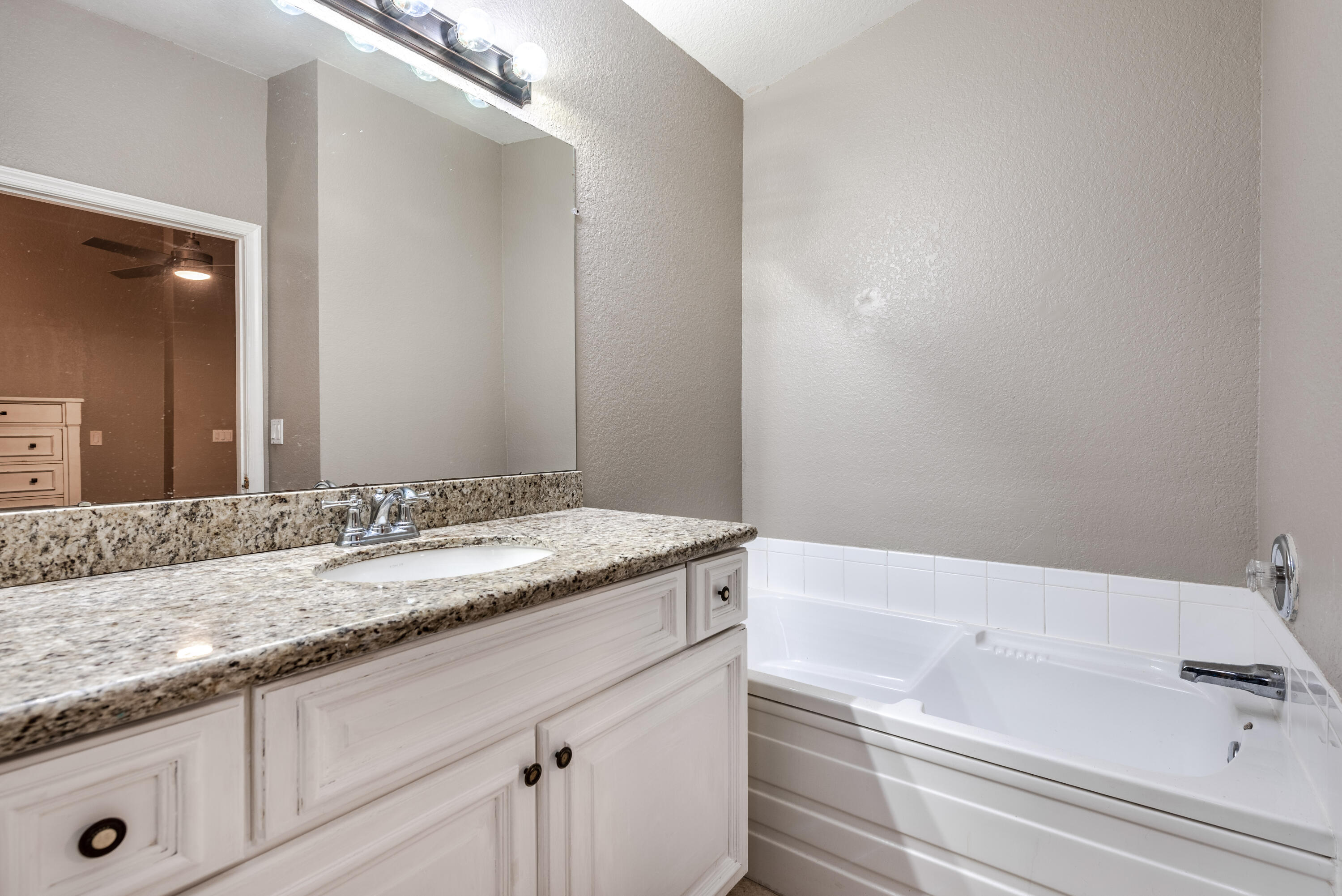 RIVER BRIDGE PAR 2F - Residential