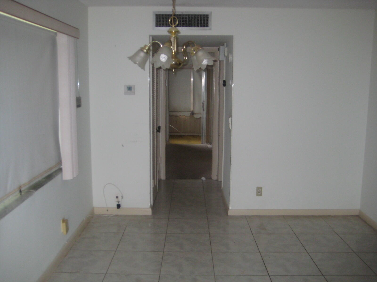 401 Saxony Drive 401-i