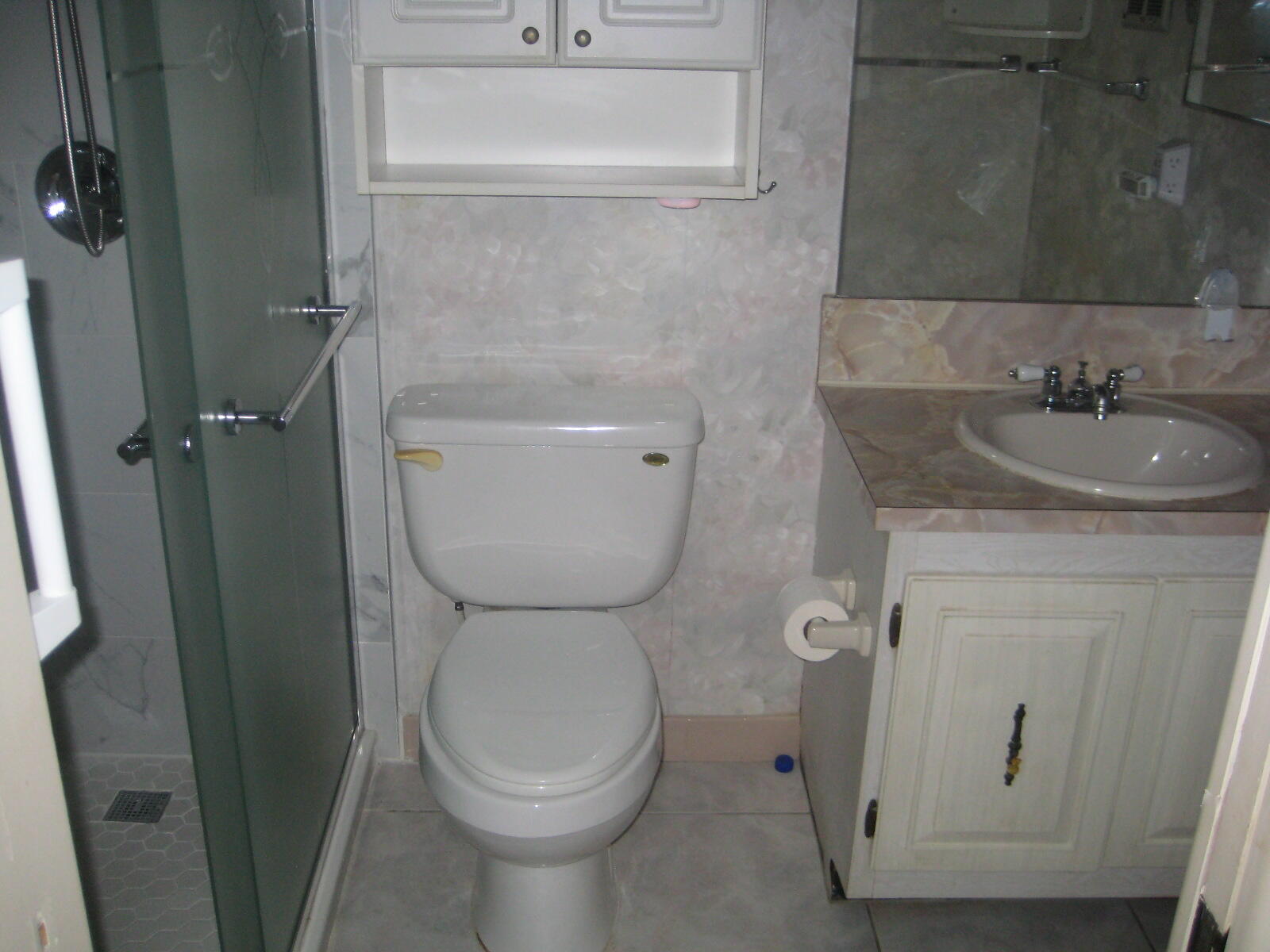 KINGS POINT SAXONY CONDOS - Residential