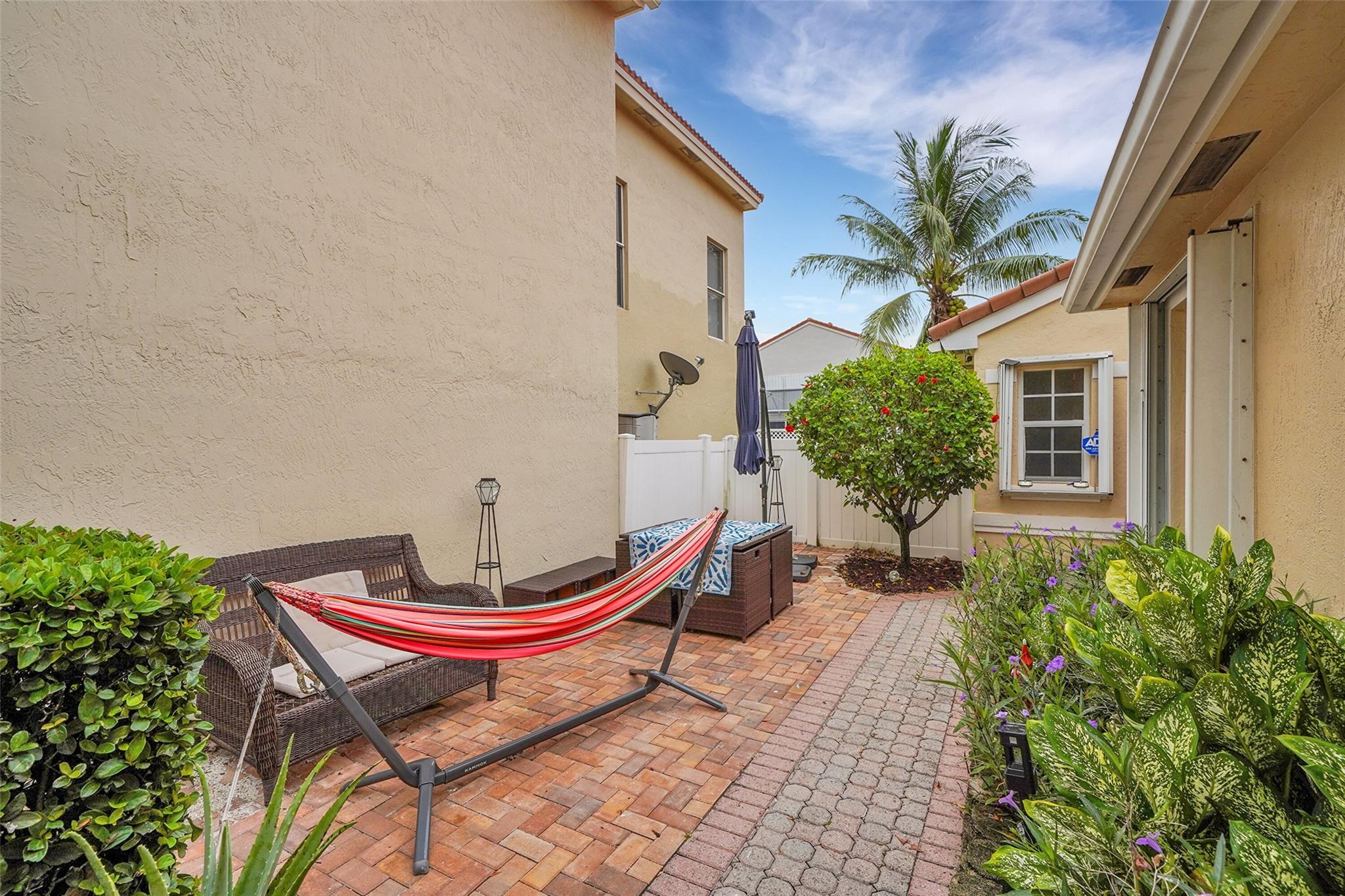 Kensington South 155-15 B - Residential Lease