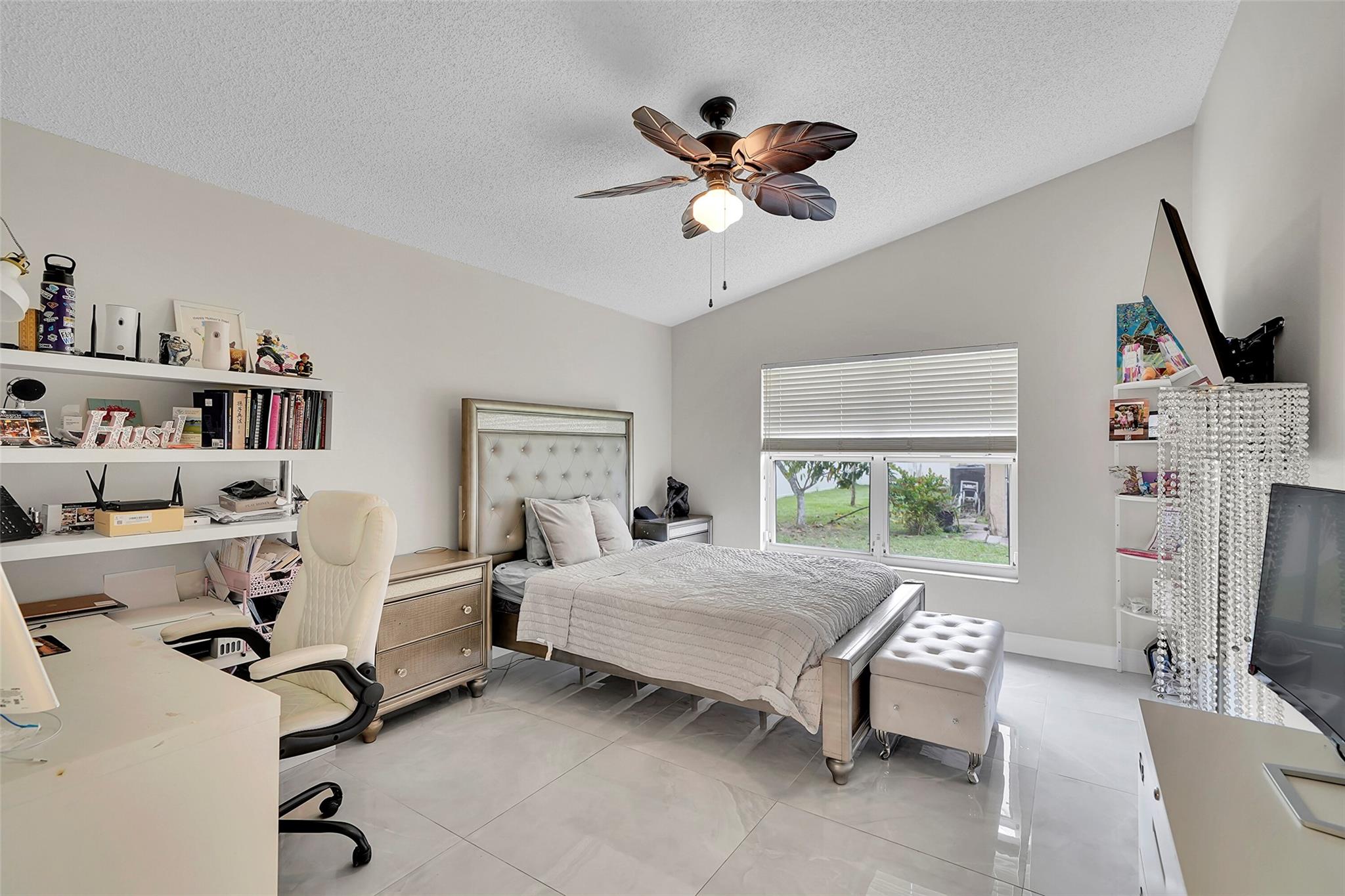 Kensington South 155-15 B - Residential Lease